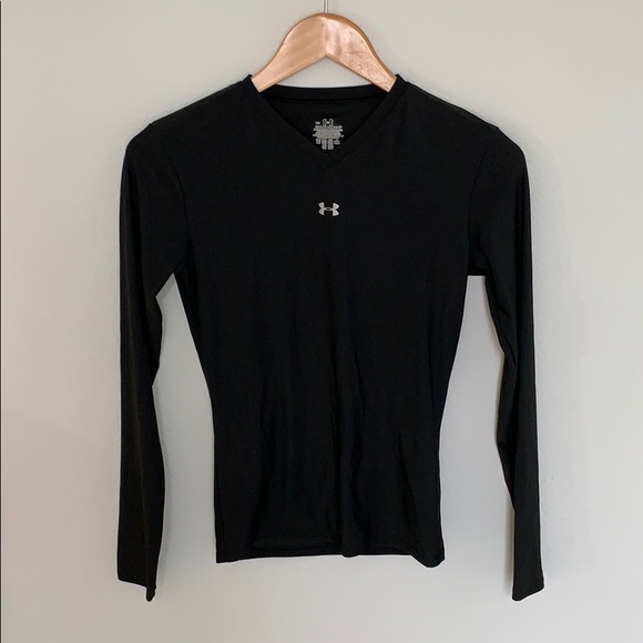 Under Armour Tops - Under Armour Long Sleeved Tee